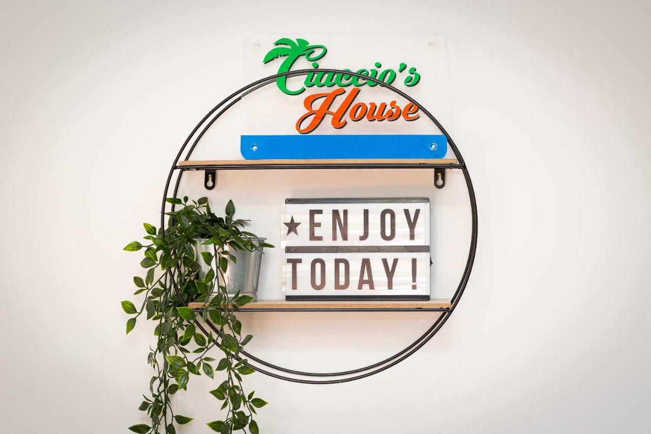 Ciaccio House Near Airport Apartment Fiumicino Luaran gambar